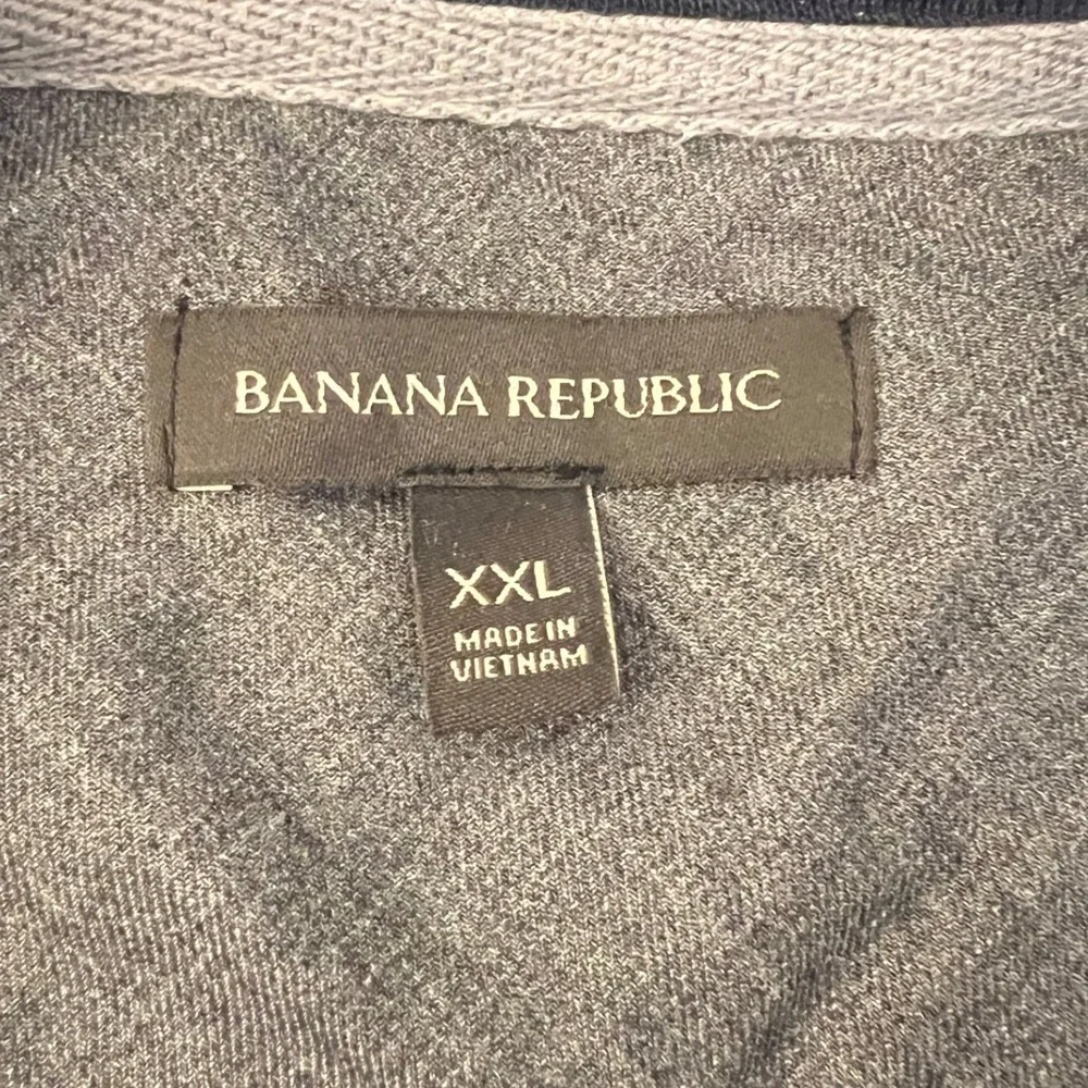 Banana Republic Mens XXL Quarter Zip Pullover Gray Olive Contrast Shoulder Patch